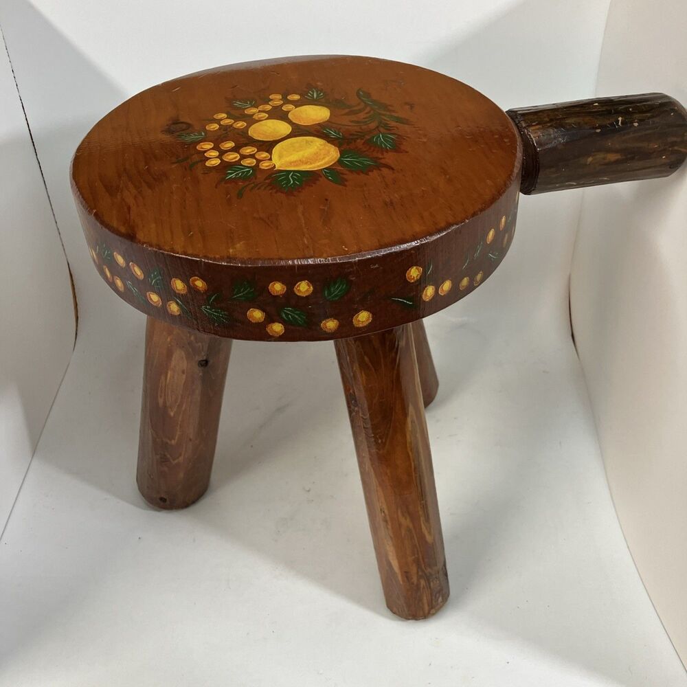 Vintage Walpole Woodworkers Hand Painted Milking Stool Cedar Wood Plant Stand